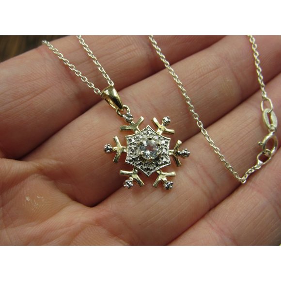 18" Sterling Silver Round Topaz & Diamond Snowflake Necklace Vintage Minimalist - Picture 3 of 7